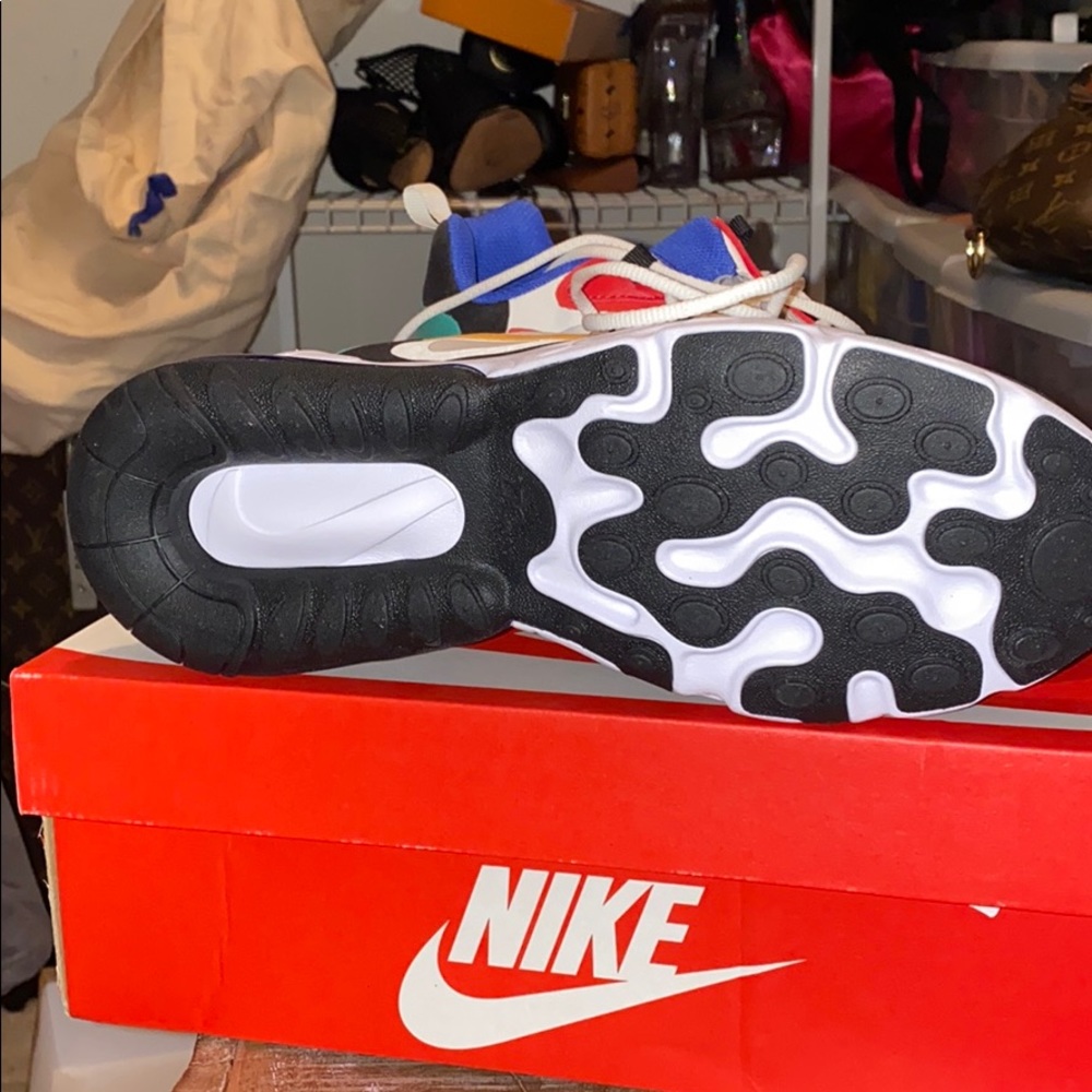 Nike React - Picture 2 of 3